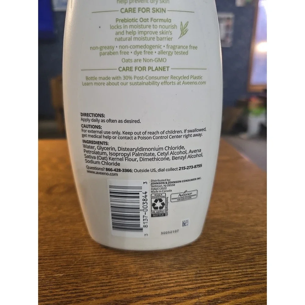 Aveeno Daily Moisturizing Body Lotion with Soothing Prebiotic Oat, Gentle Lotion